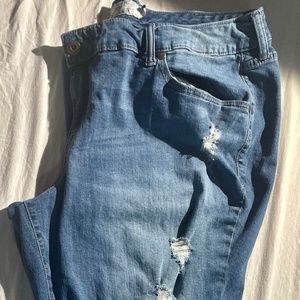 24 Torrid Boyfriend Jeans, Medium Wash
